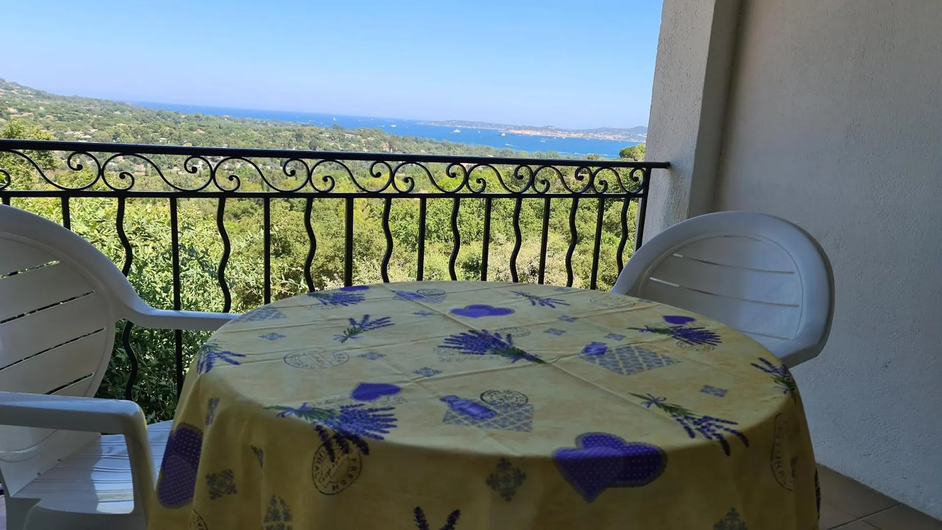 Les Restanques Du Golfe De Saint Tropez, Apartment Grimaud