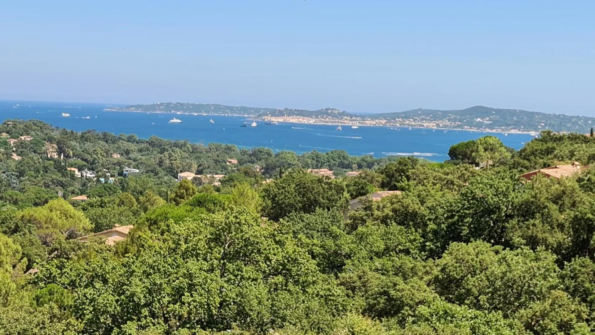 Les Restanques Du Golfe De Saint Tropez, contacts